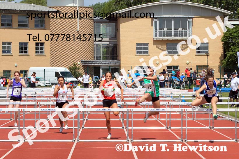 Womens Under-17s and Girls Under-15s Hurdles, 2022 Northern Inter Counties U17s and U15s Track and Field, York, Thursday, June 2nd. Photo: David T. Hewitson/Sports for All Pics